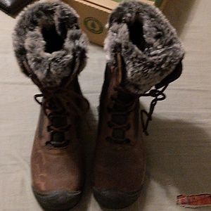Women's Keen Winter boots waterproof  Leather. Sz 9